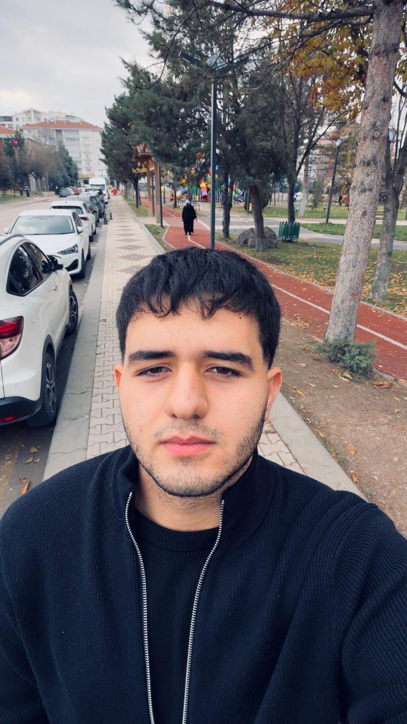 EFE TEKİN